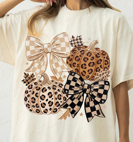 Leopard Pumpkins & Checkered Bows Tee - Comfort Colors